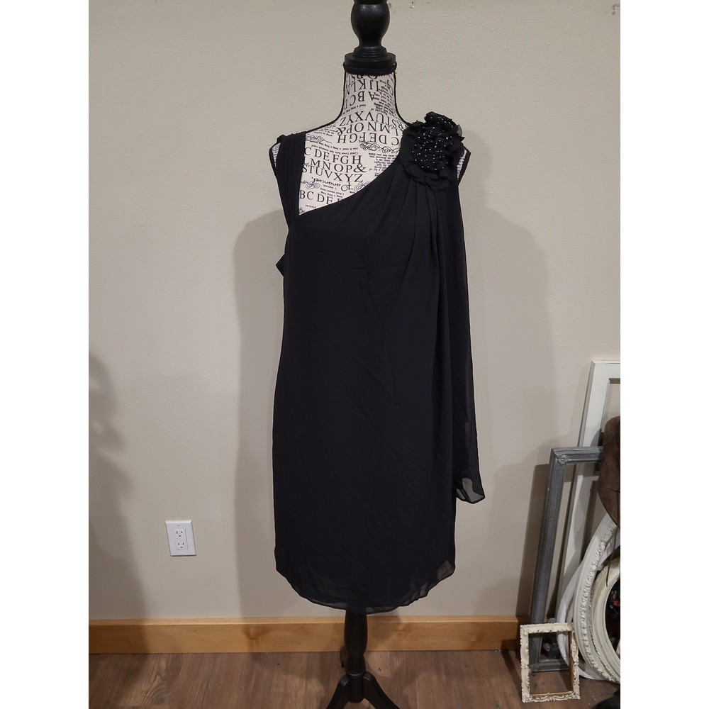 R&M Collection Elegant LBD One Shoulder w/accent black flowy chiffon Women SZ 14